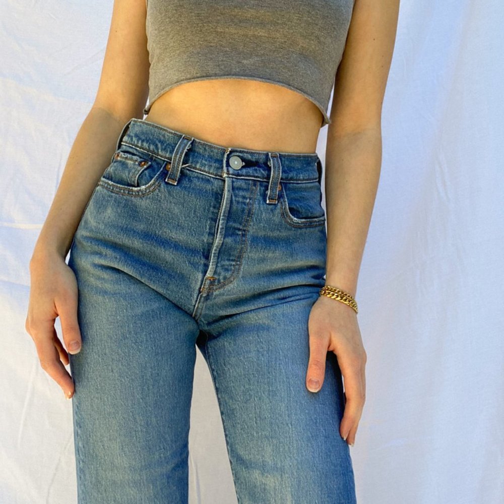 Levi's Wedgie Straight